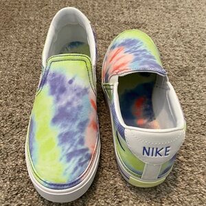 Women’s Nike Court Legacy Sneakers